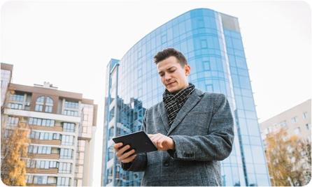 Salesforce SMS messaging Real Estate industry - Giriksms